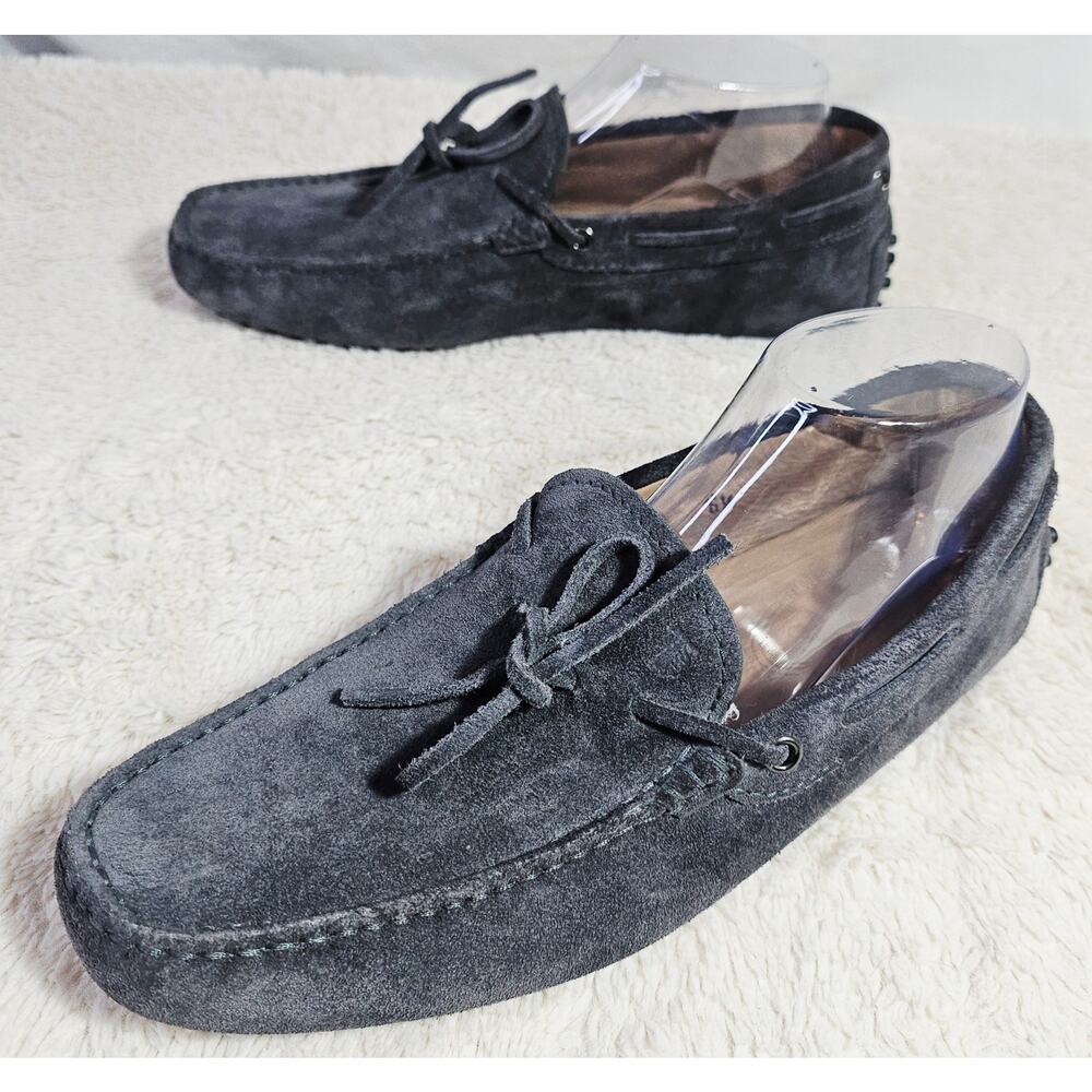 Tod's Men's 6.5 Gray Laccetto Occh Suede Driver Slipon Shoes. Designer. Stylish